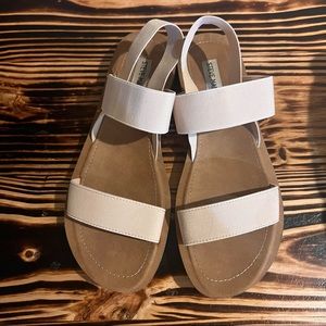 Steve Madden Sandals 10